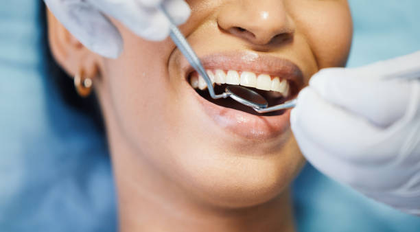 Best Weekend Emergency Dentist in Goulding, FL