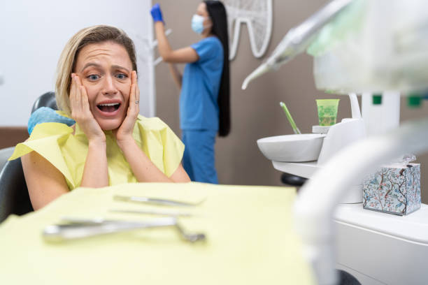 Best Emergency Dental Extractions in Goulding, FL